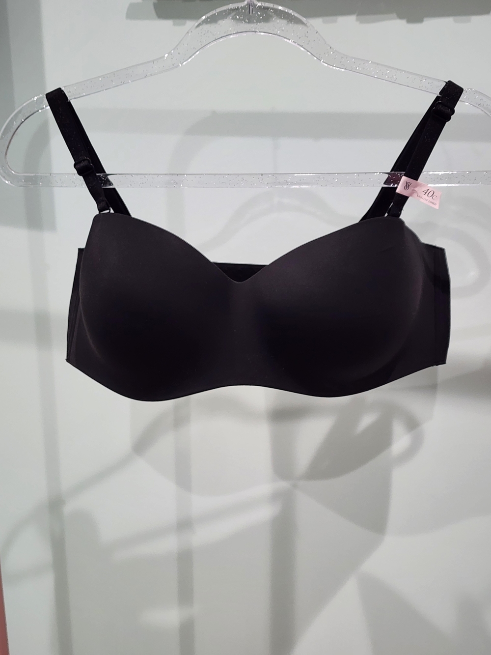 NWT Victoria’s Secret Invisible Lightly Lined Strapless Bra Black 40C